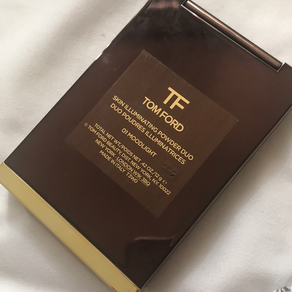 Tom Ford skin illuminating powder duo